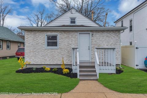 29 Oakwood Pl, Keansburg, NJ 07734