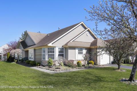 2923 Rock Hill Ln, Toms River, NJ 08755