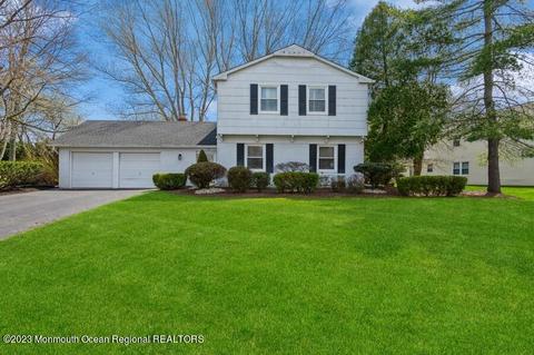 10 Fairview Rd, Marlboro, NJ 07746
