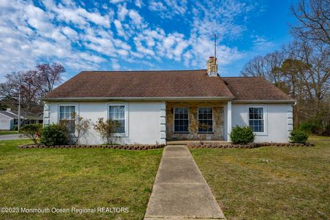 814 Anglesea Ave, Ocean Gate, NJ 08740