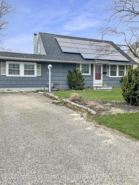 106 Harding Dr, Brick, NJ 08724