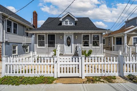 30 O St, Seaside Park, NJ 08752