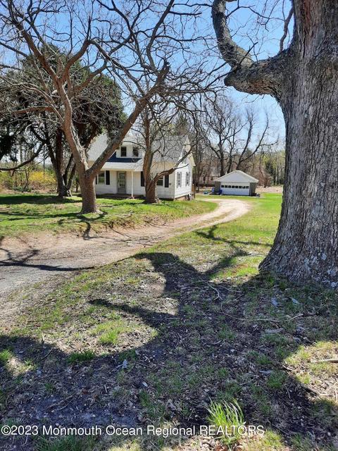 311 Stagecoach Rd, Clarksburg, NJ 08510