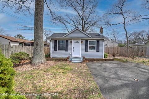 4 Baywood Blvd, Brick, NJ 08723