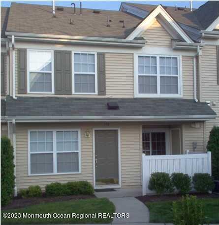 172 Brookfield Dr, Jackson, NJ 08527