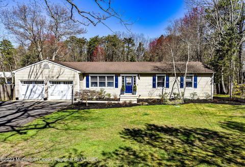 21 Hopkins Rd, New Egypt, NJ 08533