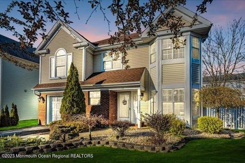 35 Carlisle Ct, Old Bridge, NJ 08857