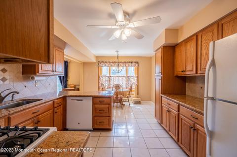 7 Kiwi, Howell, NJ 07731 photo 13