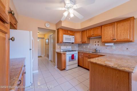 7 Kiwi, Howell, NJ 07731 photo 12
