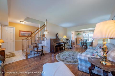7 Kiwi, Howell, NJ 07731 photo 4