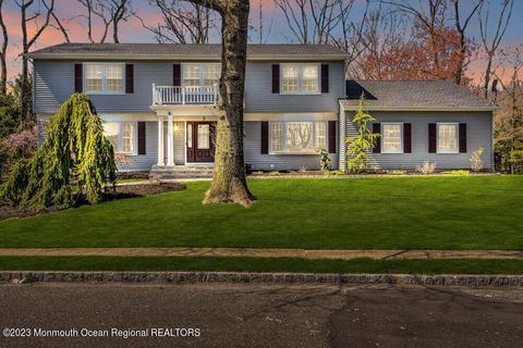 3 Ruth Ct, Morganville, NJ 07751