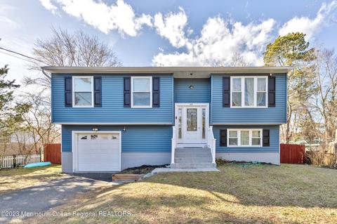 312 Seminole Trl, Browns Mills, NJ 08015