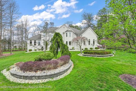 6 Welner Ct, Manalapan, NJ 07726