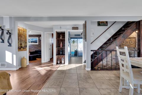 40 Joyce Pl, Parlin, NJ 08859