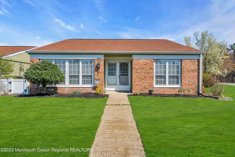 632 Finchley Ct # c, Manchester, NJ 08759