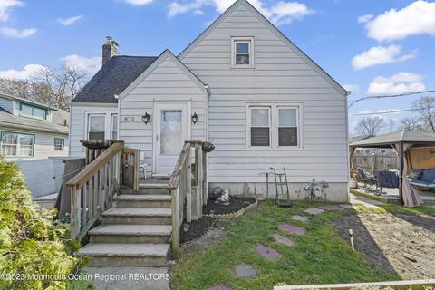 872 State Route 35, Laurence Harbor, NJ 08879