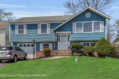 1011 Rue Ave, Point Pleasant, NJ 08742