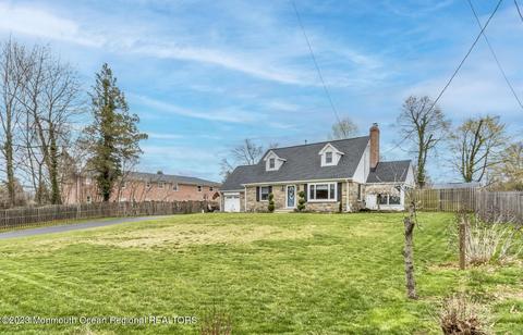 20 Schanck St, Freehold, NJ 07728