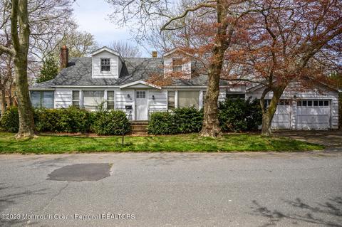 39 S Jackson Ave, Manasquan, NJ 08736
