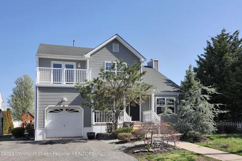 124 Evergreen Ave, Neptune City, NJ 07753