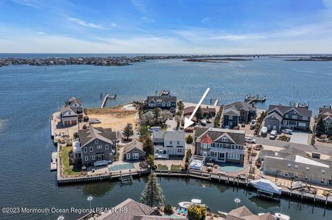 1705 Bay Isle Dr, Point Pleasant, NJ 08742