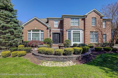 18 Crimson King Dr, Holmdel, NJ 07733