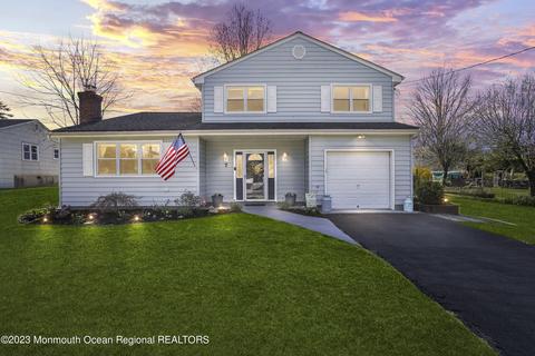 7 Graham Rd, Allentown, NJ 08501