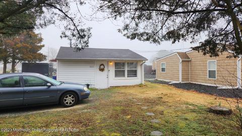 1013 Beach Blvd, Forked River, NJ 08731 photo 3