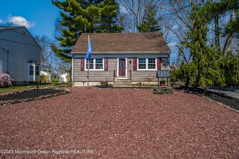 46 Crest Ave, Manahawkin, NJ 08050