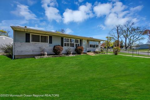 545 Windsor Ave, Maple Shade, NJ 08052 photo 2