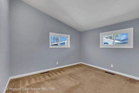 545 Windsor Ave, Maple Shade, NJ 08052 photo 32
