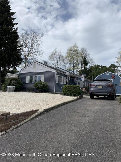 10 Walnut St, Waretown, NJ 08758 photo 2