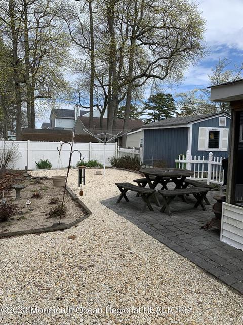 10 Walnut St, Waretown, NJ 08758 photo 5