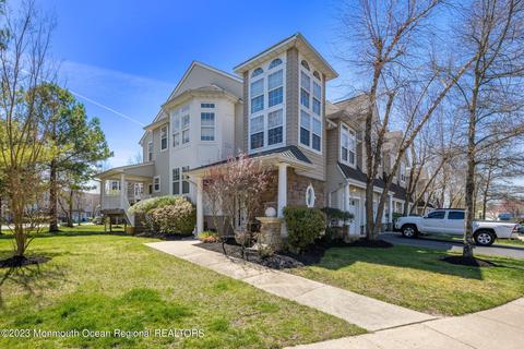 16 Sea Breeze Ct, Manahawkin, NJ 08050