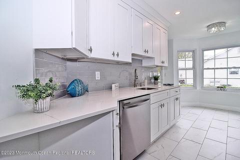 13 Lancaster Ct, Forked River, NJ 08731 photo 12