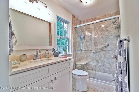 13 Lancaster Ct, Forked River, NJ 08731 photo 23