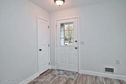 13 Lancaster Ct, Forked River, NJ 08731 photo 6