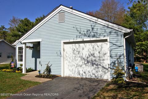 13 Lancaster Ct, Forked River, NJ 08731 photo 3
