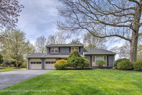 21 Meadowbrook Dr, East Windsor, NJ 08520