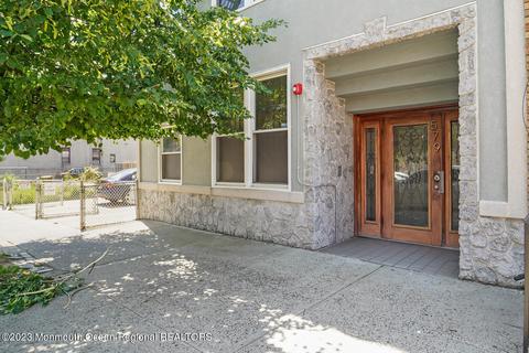 579 Palisade Ave #1W, Jersey City, NJ 07307