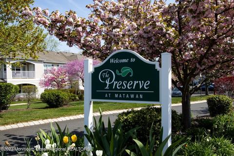 635 Sloan Ct, Matawan, NJ 07747