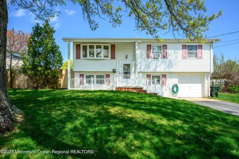 15 Dina Pl, Jackson, NJ 08527