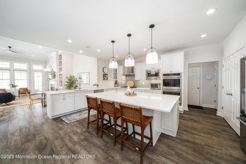 70 Lawley Dr #1203, Lincroft, NJ 07738