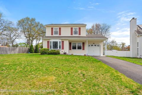 1053 Irving Pl, Toms River, NJ 08755