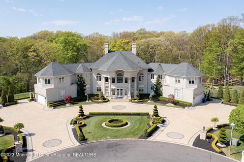 319 Bayview Dr, Morganville, NJ 07751