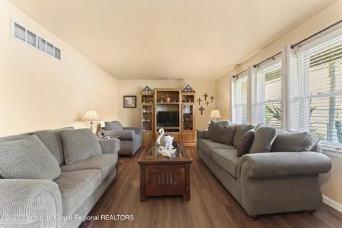 816 Harmony Rd, Jackson, NJ 08527 photo 11