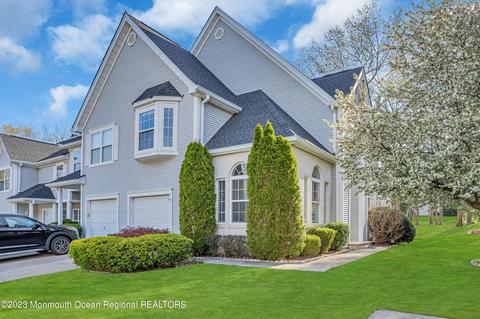 4701 Saddle Back Ln, Toms River, NJ 08755