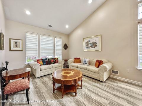 35 Marlow Dr, Jackson, NJ 08527 photo 6