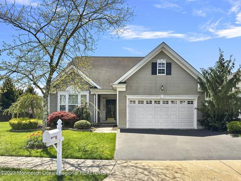 35 Marlow Dr, Jackson, NJ 08527