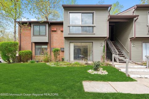 9 Medford Ct, Red Bank, NJ 07701